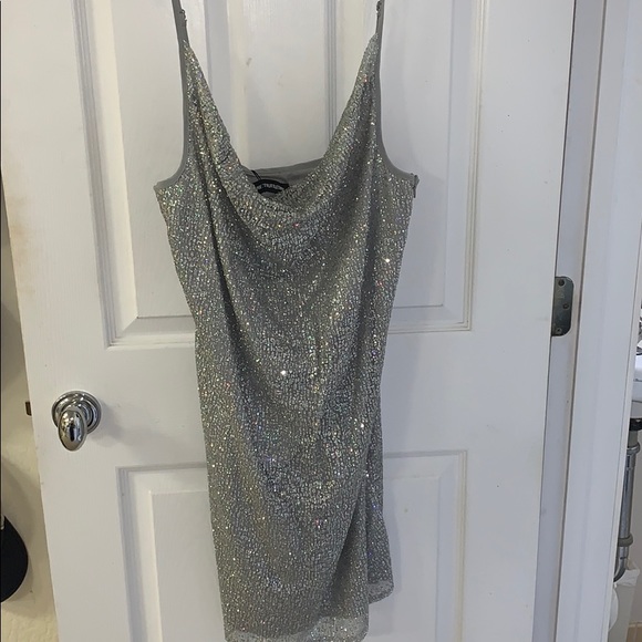 PrettyLittleThing Dresses & Skirts - Pretty Little Things Sparkle Dress✨